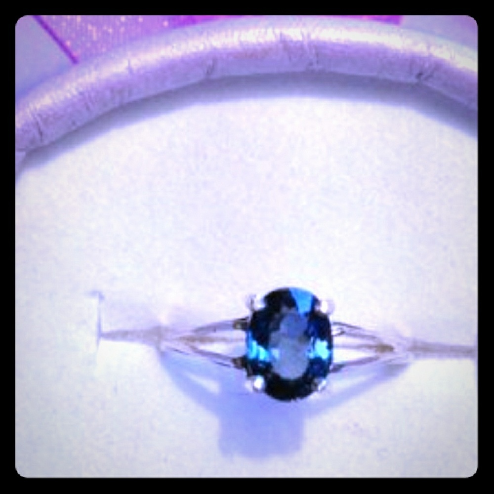 Natural London Blue Topaz Sterling Silver Ring